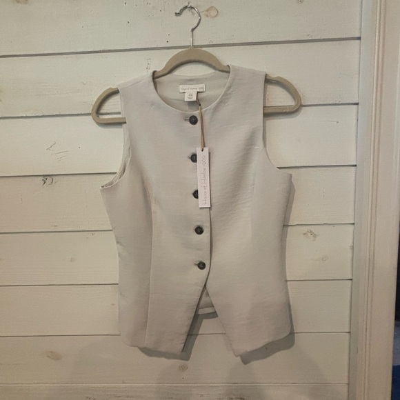 House of Harlow 1960 NWT Cream Sleeveless button down vest in size 6 - Picture 11 of 11